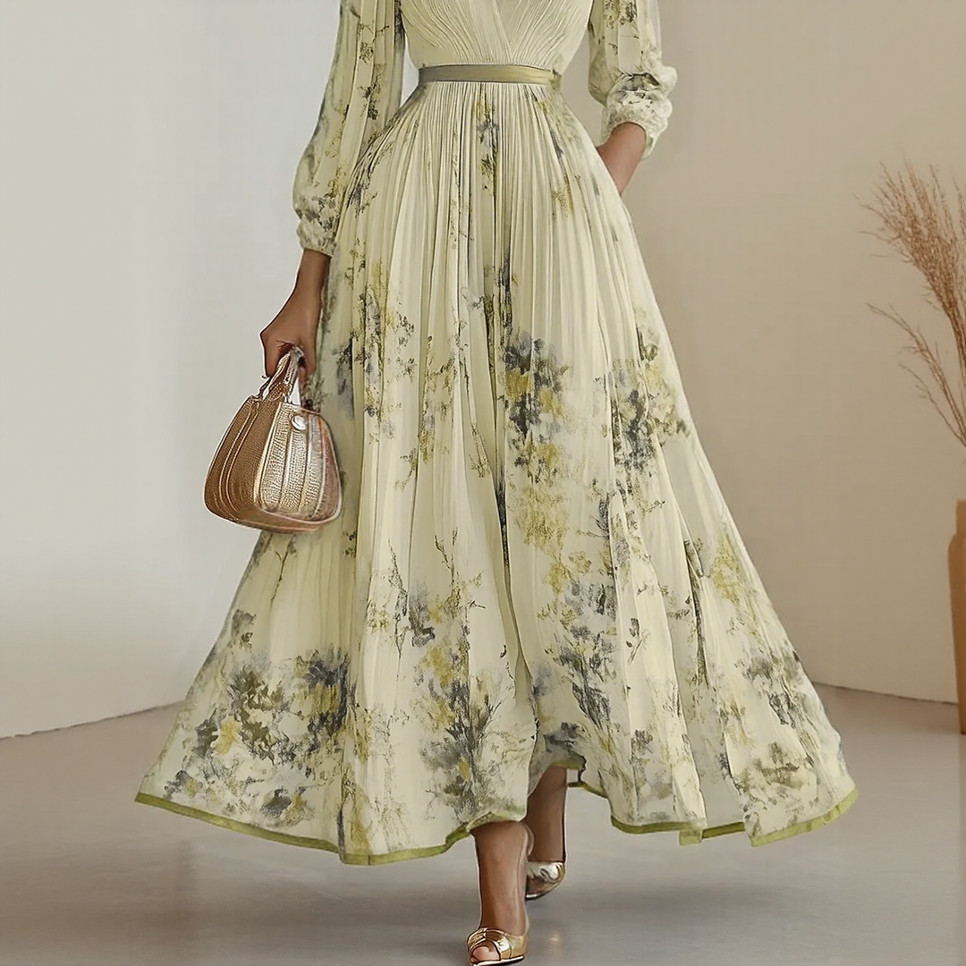 Judith | Elegant Pleated Maxi Dress