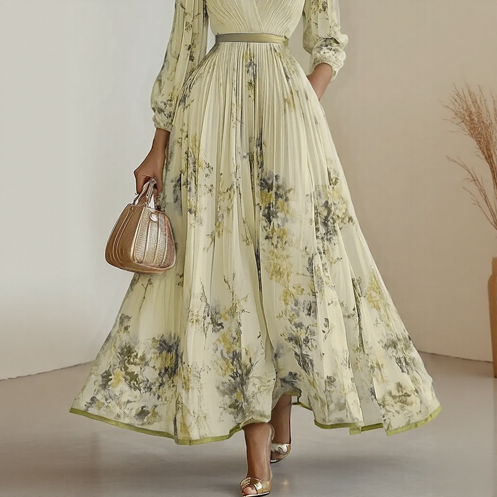 Judith | Elegant Pleated Maxi Dress